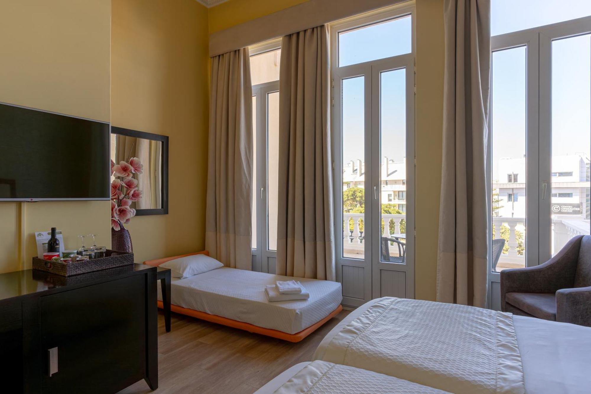 Hotel Inglaterra - Charme & Boutique Эшторил Экстерьер фото