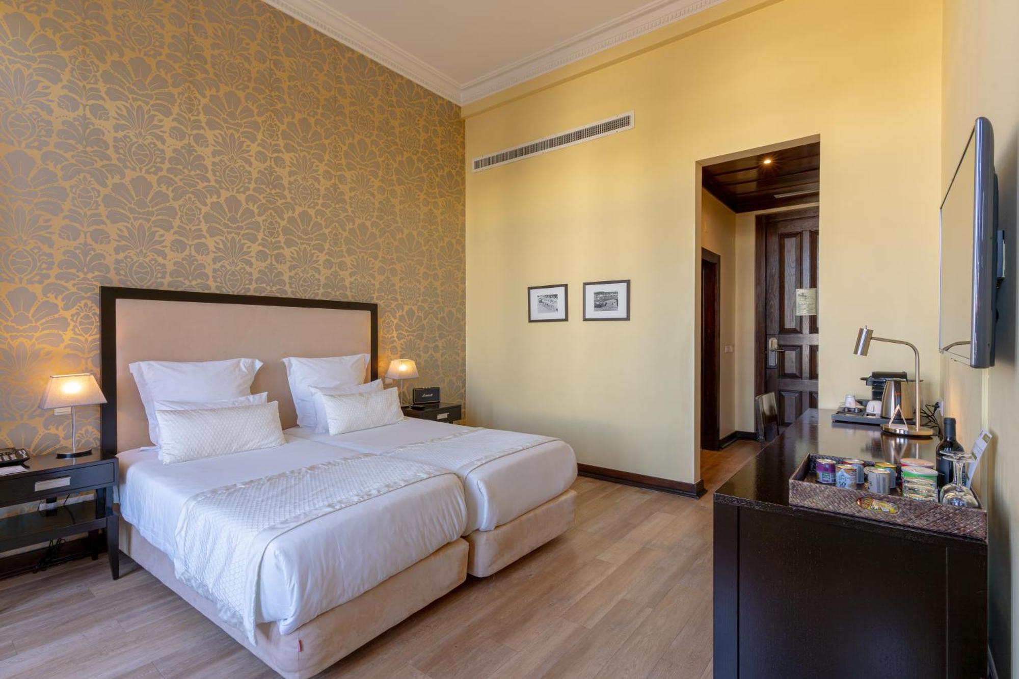 Hotel Inglaterra - Charme & Boutique Эшторил Экстерьер фото