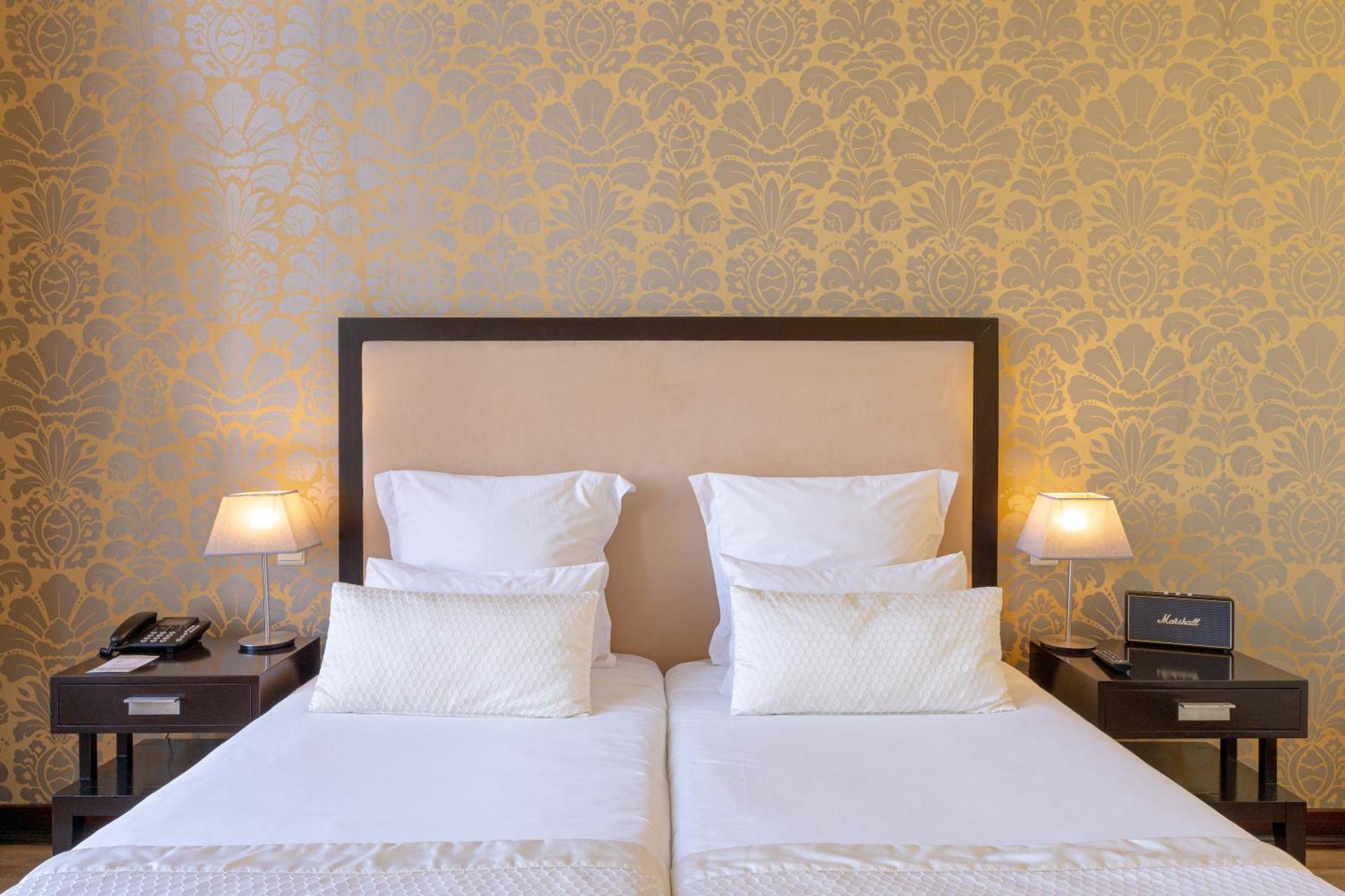 Hotel Inglaterra - Charme & Boutique Эшторил Экстерьер фото